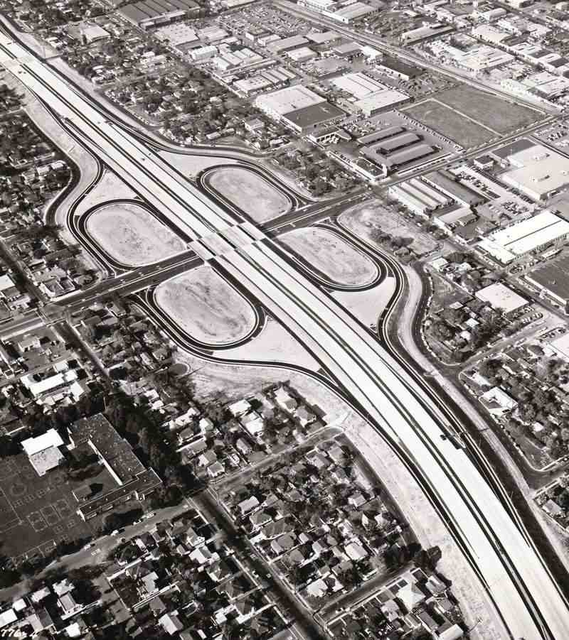 A 1957 Federal Highway Administration aerial photograph of a newly constructed interchange on Interstate 5 in Glendale, California.